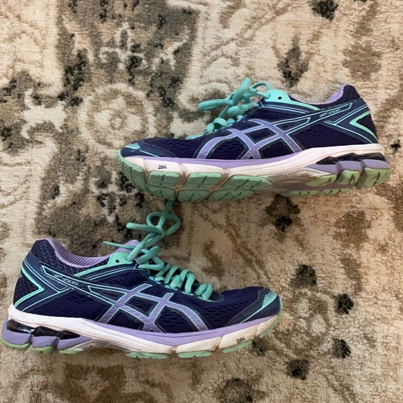 ASICS shoes - Picture 3 of 4